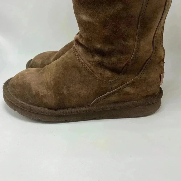 UGG knight bridge zip tall brown shearling zipper in back fall winter - Picture 4 of 10